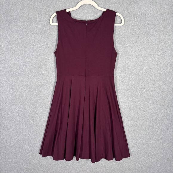 Altard State Dress Medium Burgundy Scalloped Pleated Academia Preppy Twee Career - Picture 8 of 12